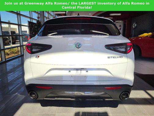 2025 Alfa Romeo Stelvio Sprint