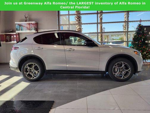2025 Alfa Romeo Stelvio Sprint