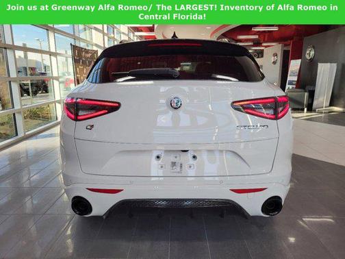 2025 Alfa Romeo Stelvio Ti