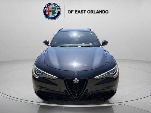 Vulcano Black Metallic 2022 Alfa Romeo Stelvio Sprint