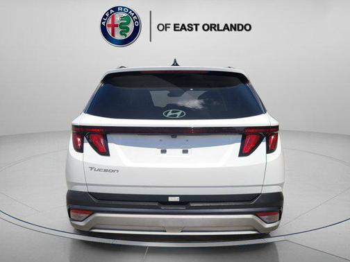 Serenity White Pearl 2025 Hyundai TUCSON SEL