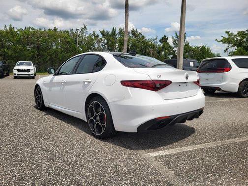 2022 Alfa Romeo Giulia Veloce