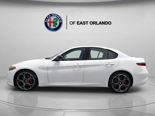 2022 Alfa Romeo Giulia Veloce