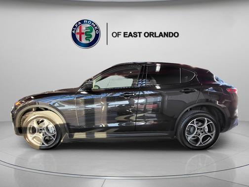 Vulcano Black Metallic 2025 Alfa Romeo Stelvio Sprint AWD