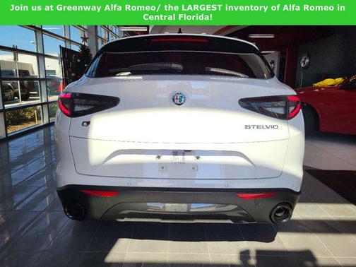 2025 Alfa Romeo Stelvio Sprint