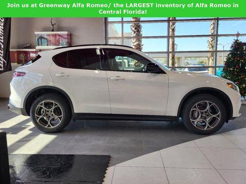 2025 Alfa Romeo Stelvio Sprint