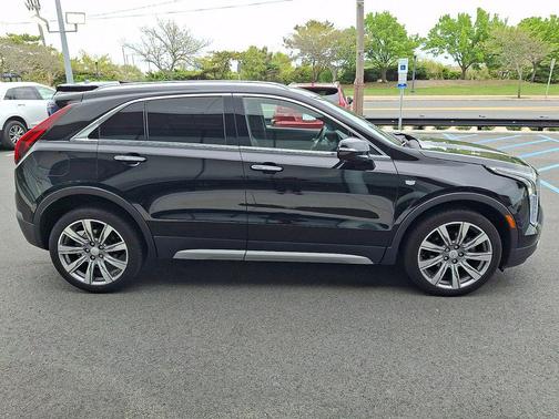 Stellar Black Metallic 2023 Cadillac XT4 Premium Luxury