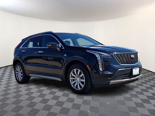 2022 Cadillac XT4 Premium Luxury