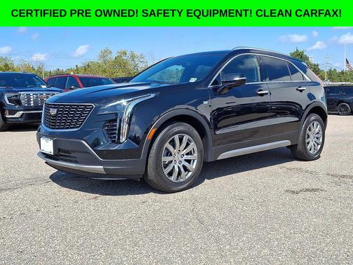 2022 Cadillac XT4 Premium Luxury