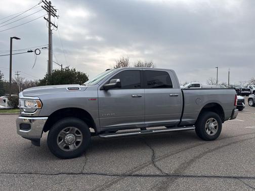 2019 RAM 2500 Big Horn Crew Cab 4x4 6'4' Box