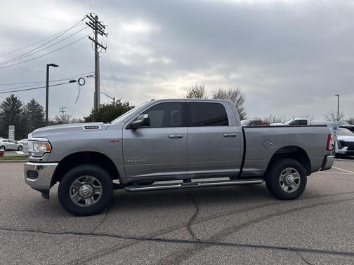 2019 RAM 2500 Big Horn Crew Cab 4x4 6'4' Box