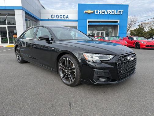 2025 Audi A8 L 55 TFSI quattro Tiptronic