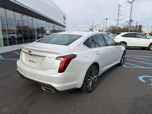 2023 Cadillac CT5 Premium Luxury