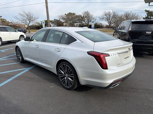 2023 Cadillac CT5 Premium Luxury