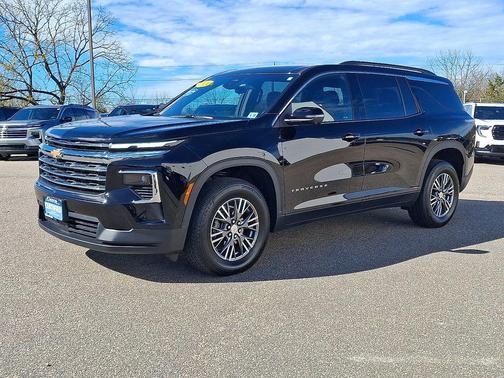 2024 Chevrolet Traverse LT