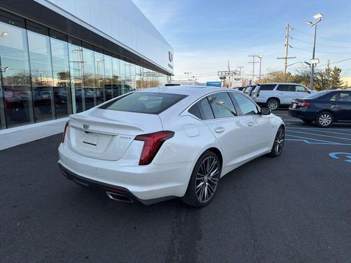 2024 Cadillac CT5 Premium Luxury