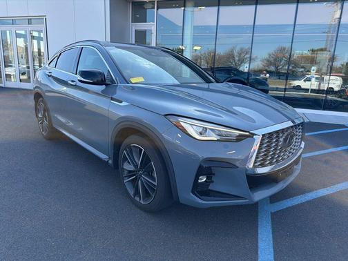 2023 INFINITI QX55 LUXE