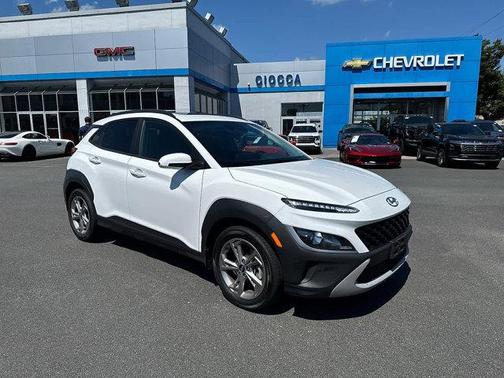 2022 Hyundai KONA SEL