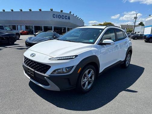 2022 Hyundai KONA SEL