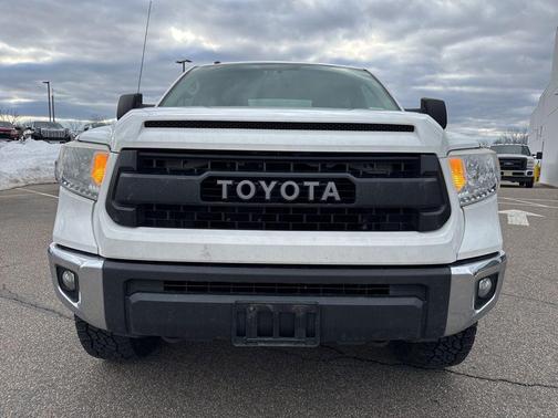 2015 Toyota Tundra SR5