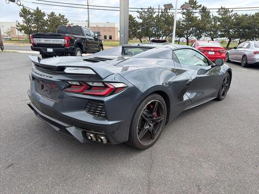 Shadow Gray Metallic 2021 Chevrolet Corvette Stingray w/3LT