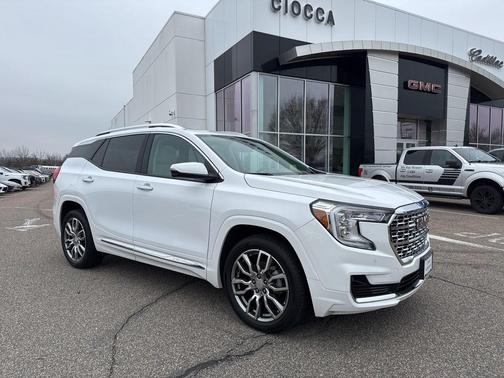 2022 GMC Terrain Denali