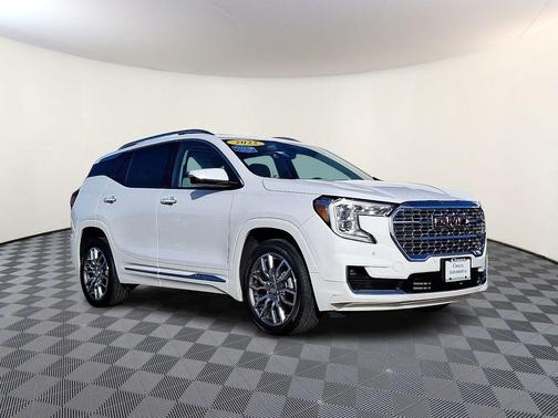 2022 GMC Terrain Denali