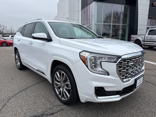 2022 GMC Terrain Denali
