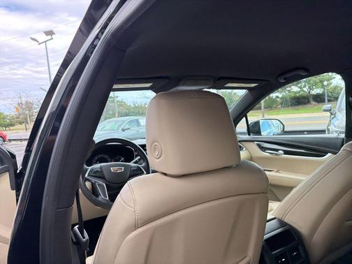 2018 Cadillac XT5 Base