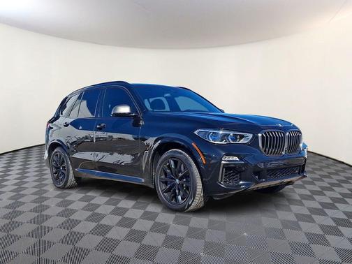 2021 BMW X5 M50i