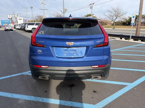 2023 Cadillac XT4 Luxury