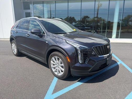 Galactic Gray Metallic 2023 Cadillac XT4 Luxury