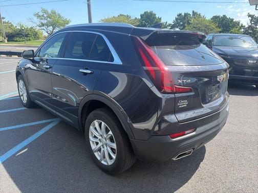 Galactic Gray Metallic 2023 Cadillac XT4 Luxury