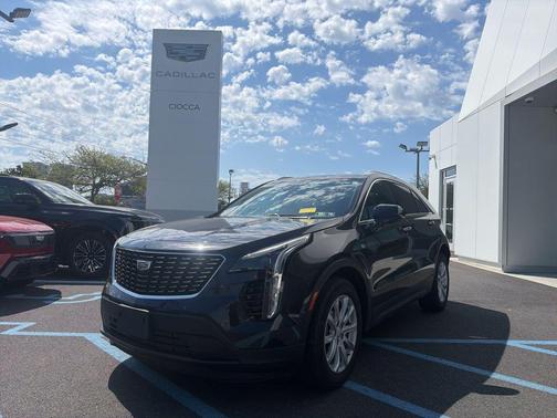 Galactic Gray Metallic 2023 Cadillac XT4 Luxury