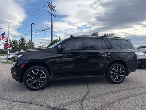 2021 Chevrolet Tahoe 4WD RST
