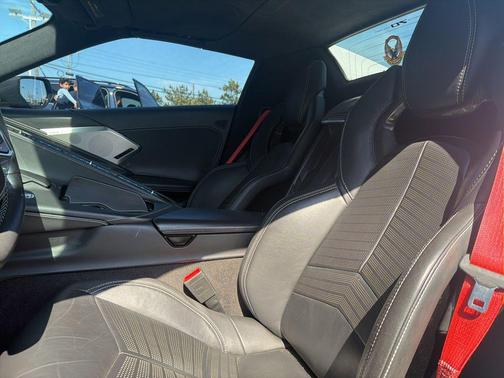 Arctic White 2023 Chevrolet Corvette Stingray w/3LT