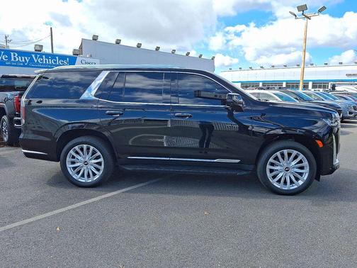 2024 Cadillac Escalade Luxury