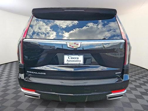 2024 Cadillac Escalade Luxury