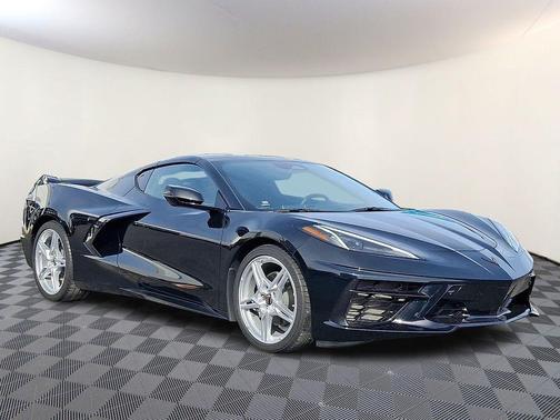 2025 Chevrolet Corvette Stingray w/2LT