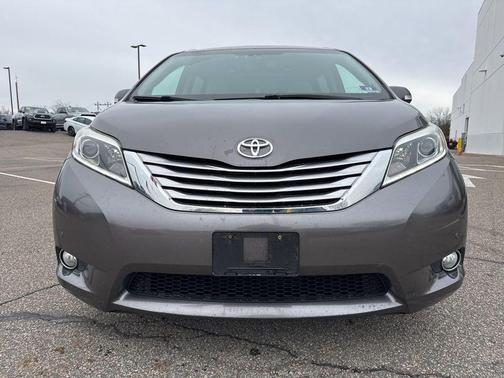 2017 Toyota Sienna Limited