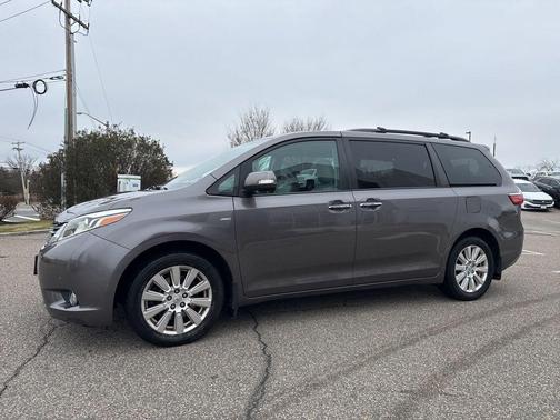 2017 Toyota Sienna Limited