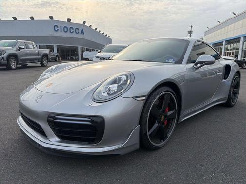 2018 Porsche 911 Turbo