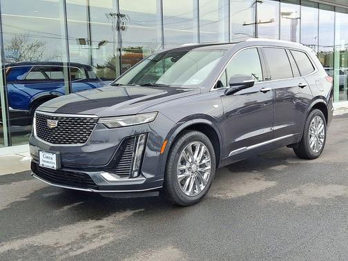 2023 Cadillac XT6 Luxury FWD