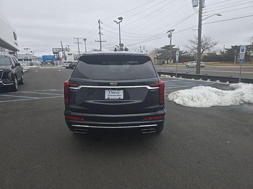 2023 Cadillac XT6 Luxury FWD