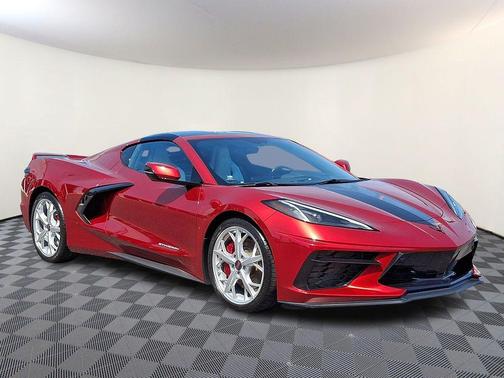 Red Mist Metallic Tintcoat 2022 Chevrolet Corvette Stingray w/2LT