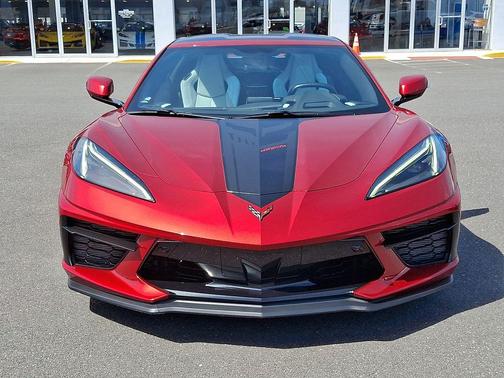 Red Mist Metallic Tintcoat 2022 Chevrolet Corvette Stingray w/2LT