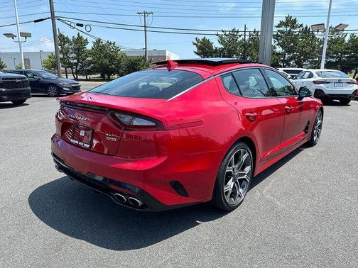 2020 Kia Stinger GT1