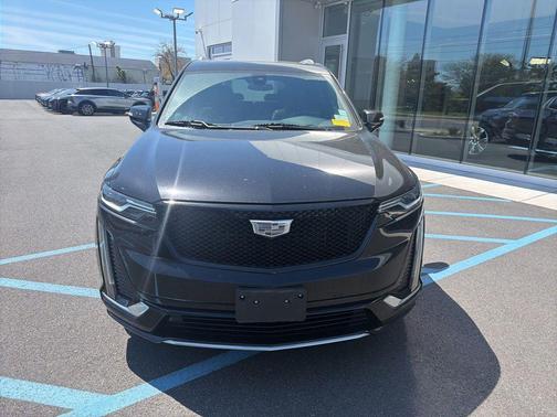 Stellar Black Metallic 2023 Cadillac XT6 Premium Luxury AWD