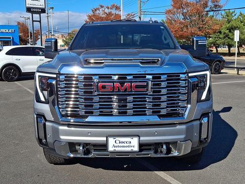 2024 GMC Sierra 2500 Denali