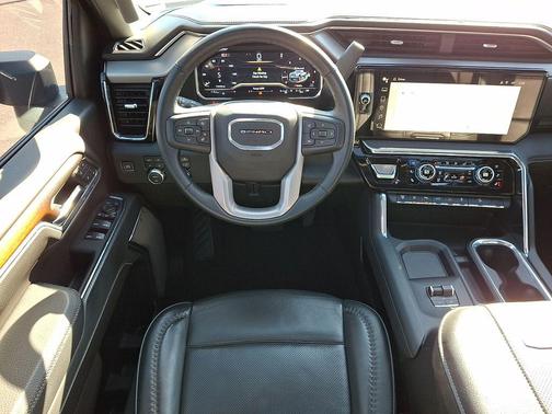 2024 GMC Sierra 2500 Denali